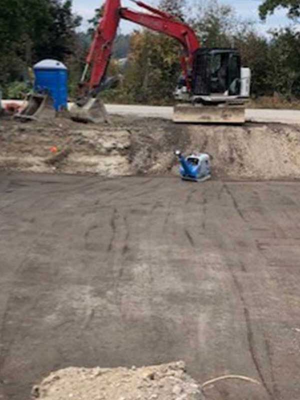 Toncar-installing-large-concrete-pad-civil-construction-field
